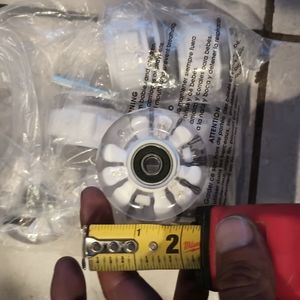 Light up roller skate wheels